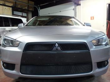 759 р. Зимняя заглушка решетки радиатора (низ) Стрелка11 Mitsubishi Lancer 10 CY хэтчбэк дорестайлинг (2007-2010) (черная)  с доставкой в г. Кемерово. Увеличить фотографию 2