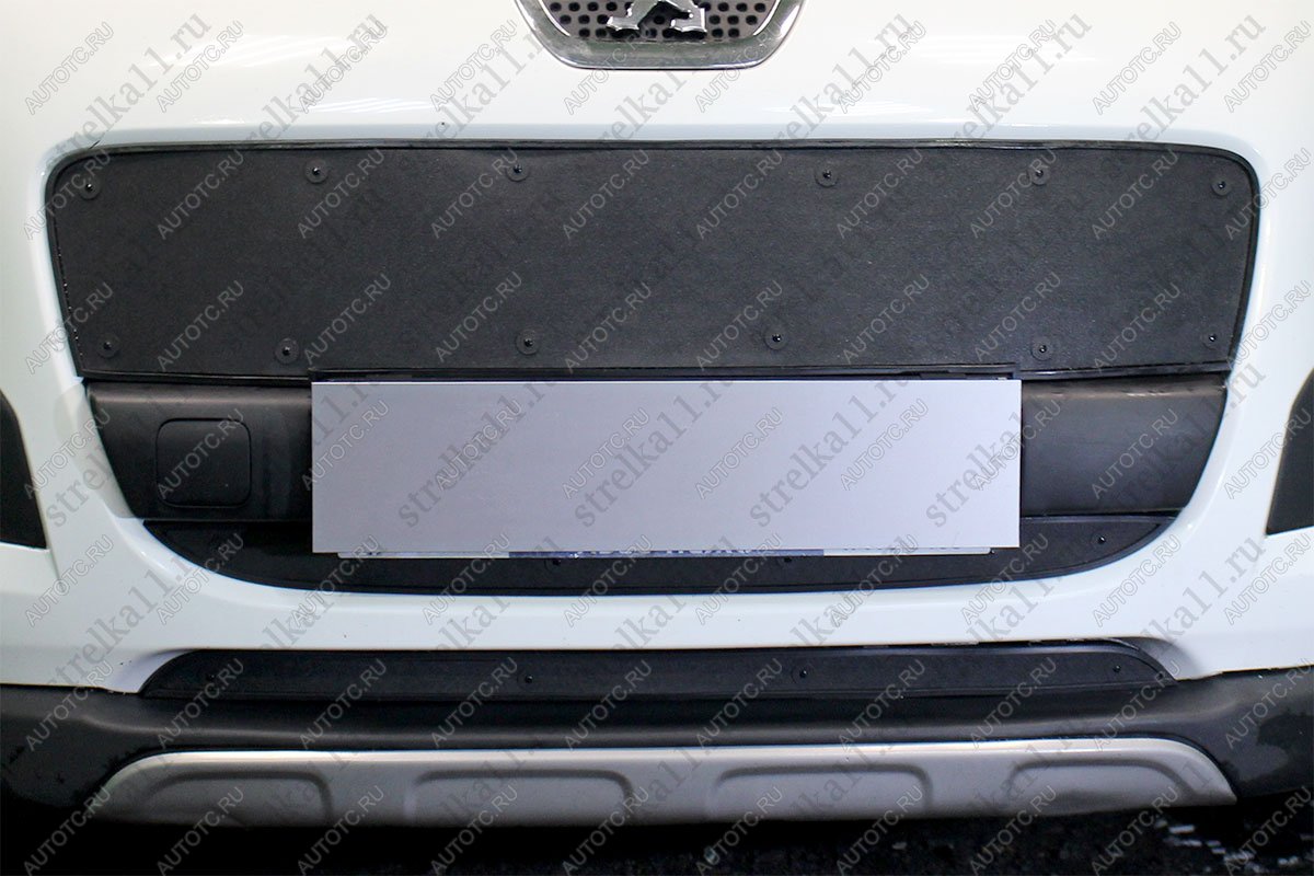 969 р. Зимняя заглушка решетки радиатора (низ) Стрелка11  Peugeot 3008 (2009-2013) дорестайлинг (черная)  с доставкой в г. Кемерово