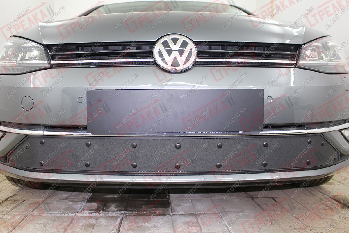 969 р. Зимняя заглушка решетки радиатора Стрелка11 Volkswagen Golf 7 рестайлинг, хэтчбэк 5 дв. (2017-2020) (черная)  с доставкой в г. Кемерово