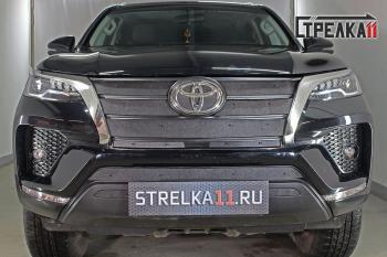 3 299 р. Зимняя защита на стяжке (верх 7 частей) Стрелка11  Toyota Fortuner  AN160 (2020-2025) рестайлинг (черная)  с доставкой в г. Кемерово. Увеличить фотографию 1