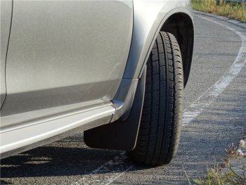 1 809 р. Брызговики Duster-Guard ПЕРЕДНИЕ широкие (2 шт.) RENAULT Duster 2012-2020  Renault Duster HS рестайлинг (2015-2021) (Передние)  с доставкой в г. Кемерово. Увеличить фотографию 2