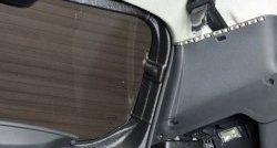 3 149 р. Накладка на внутреннюю часть 5-ой двери Kart RS т Renault Duster HS дорестайлинг (2010-2015) (Дорестайлинг)  с доставкой в г. Кемерово. Увеличить фотографию 2
