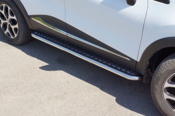 26 389 р. Порожки для ног из трубы Ø51 с алюминиевой площадкой Petroil Tuning  Renault Kaptur (2016-2025) дорестайлинг, рестайлинг (Нержавеющая полированная сталь)  с доставкой в г. Кемерово. Увеличить фотографию 3