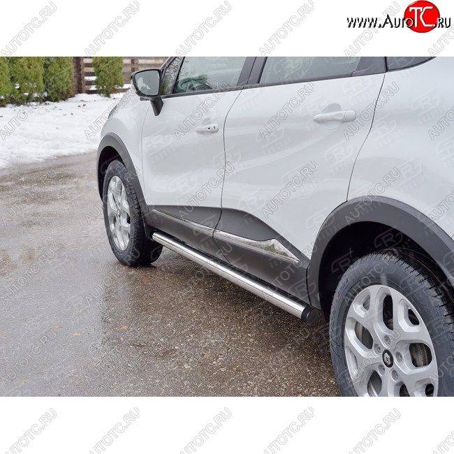 18 799 р. Защита порогов из круглой трубы диаметром 63 мм SLITKOFF v2 Renault Kaptur рестайлинг (2020-2025)  с доставкой в г. Кемерово
