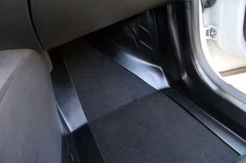 3 599 р. Накладки на ковролин АртФорм Renault Kaptur дорестайлинг (2016-2020) (Передние)  с доставкой в г. Кемерово. Увеличить фотографию 2