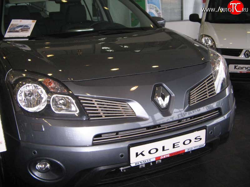 6 199 р. Декоративная вставка воздухозаборника Berkut Renault Koleos Phase 1 (2007-2011)  с доставкой в г. Кемерово
