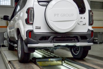 3 409 р. Защита заднего бампера (угловая Ø63 мм) Petroil Tuning  Лада 2123 (Нива Шевроле) - Нива Трэвел (окраска в серебристый (Искра))  с доставкой в г. Кемерово. Увеличить фотографию 2