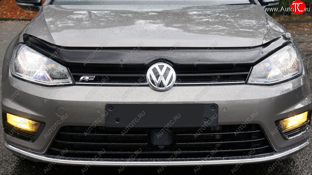 3 299 р. Дефлектор капота SIM Volkswagen Golf 7 дорестайлинг, хэтчбэк 5 дв. (2012-2017) с доставкой в г. Кемерово Увеличить фотографию 1 3 299 р. Дефлектор капота SIM Volkswagen Golf 7 дорестайлинг, хэтчбэк 5 дв. (2012-2017) с доставкой в г. Кемерово
