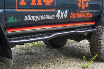 46 869 р. Защита порогов с подножкой РИФ Toyota Hilux N80, N90, N100, N110 дорестайлинг (1988-1991)  с доставкой в г. Кемерово. Увеличить фотографию 7