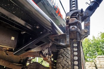 46 869 р. Защита порогов с подножкой РИФ Toyota Hilux N80, N90, N100, N110 дорестайлинг (1988-1991)  с доставкой в г. Кемерово. Увеличить фотографию 8