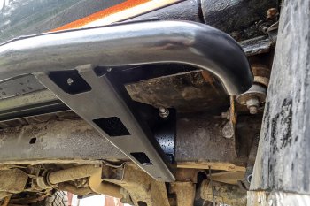 46 869 р. Защита порогов с подножкой РИФ Toyota Hilux N80, N90, N100, N110 дорестайлинг (1988-1991)  с доставкой в г. Кемерово. Увеличить фотографию 9
