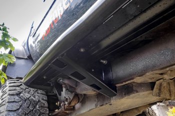 46 869 р. Защита порогов с подножкой РИФ Toyota Hilux N80, N90, N100, N110 дорестайлинг (1988-1991)  с доставкой в г. Кемерово. Увеличить фотографию 10