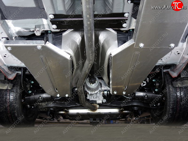 4 849 р. Защита бака (2 штуки, алюминий) TCC  Mazda CX-9  TC (2015-2025) дорестайлинг, рестайлинг  с доставкой в г. Кемерово