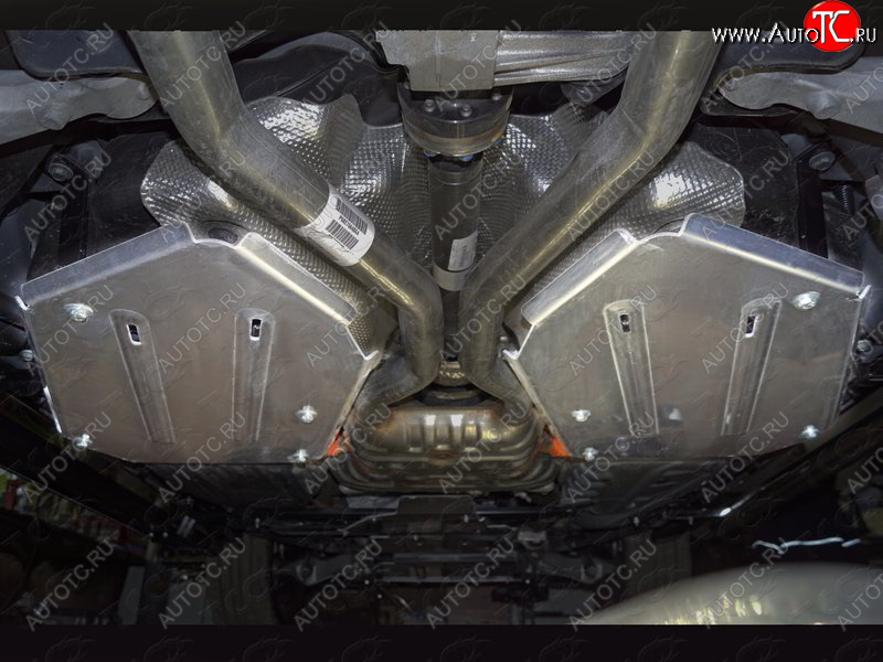 14 249 р. Защита бака (2 штуки, алюминий) TCC  Jeep Grand Cherokee  WK2 (2013-2018) 1-ый рестайлинг  с доставкой в г. Кемерово