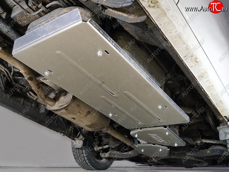 11 299 р. Защита бака (алюминий) TCC  Hyundai Staria  US4 (2021-2022)  с доставкой в г. Кемерово