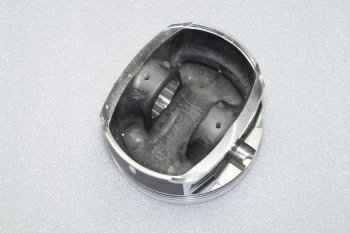 16 999 р. Поршни СТИ (для двигателей BTS, CFNA, CFNB, CLSA 1.6Mpi)  Skoda Fabia  Mk2 (2007-2014), Skoda Rapid ( NH3,  NH1) (2012-2017), Skoda Roomster  5J (2006-2015), Volkswagen Jetta  A6 (2011-2015), Volkswagen Polo  5 (2009-2015) (диаметр поршня: 76.50 мм)  с доставкой в г. Кемерово. Увеличить фотографию 3