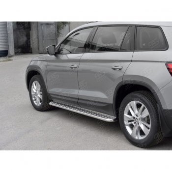 24 649 р. Пороги труба d42 с листом (Лист алюм, проф. нерж) (v1) SLITKOFF  Skoda Kodiaq  NU7 (2017-2021) дорестайлинг  с доставкой в г. Кемерово. Увеличить фотографию 3