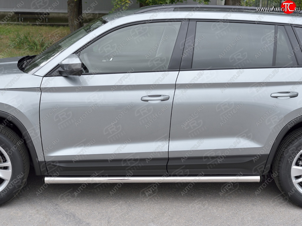 18 799 р. Защита порогов из круглой трубы диаметром 63 мм SLITKOFF v2 Skoda Kodiaq NU7 дорестайлинг (2017-2021)  с доставкой в г. Кемерово