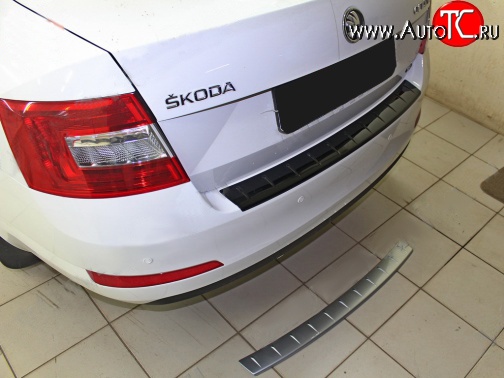1 259 р. Накладка защитная на задний бампер Drive Skoda Octavia A7 рестайлинг универсал (2016-2020) (Глянец под окраску, Неокрашенная)  с доставкой в г. Кемерово