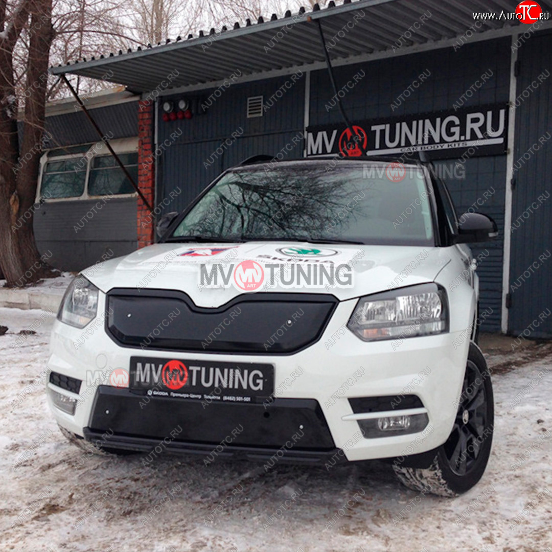 2 999 р. Заглушка решетки радиатора MV-Tuning (комплектация City и MONTE CARLO)  Skoda Yeti (2013-2018) (Поверхность текстурная)  с доставкой в г. Кемерово