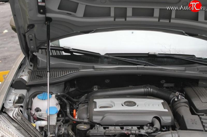 2 099 р. Упор капота Sport  Skoda Yeti (2009-2013)  с доставкой в г. Кемерово