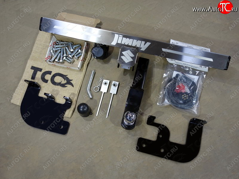 20 749 р. Фаркоп (тягово-сцепное устройство) TCC (с надписью)  Suzuki Jimny  JB23/JB43 (2012-2018) 2-ой рестайлинг (Оцинкованный, шар E - нержавейка)  с доставкой в г. Кемерово