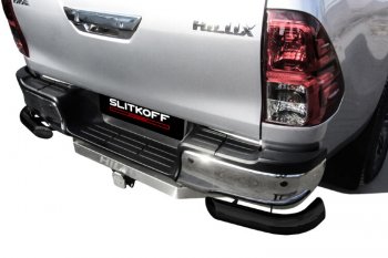 8 999 р. Защита заднего бампера Slitkoff (Ø 76 мм, уголки) Toyota Hilux AN120 1-ый рестайлинг (2017-2020) (Сталь с полимерным покрытием. Цвет: черный)  с доставкой в г. Кемерово. Увеличить фотографию 2