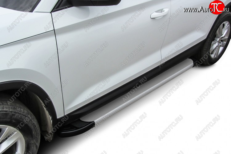 16 999 р. Пороги алюминиевые Slitkoff  Toyota Hilux  AN120 (2017-2020) 1-ый рестайлинг (Optima Silver)  с доставкой в г. Кемерово
