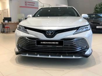 Накладка переднего бампера HEMMES Toyota Camry  XV70 (2017-2021) дорестайлинг