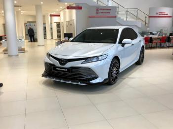 16 899 р. Накладка переднего бампера HEMMES  Toyota Camry  XV70 (2017-2021) дорестайлинг  с доставкой в г. Кемерово. Увеличить фотографию 2