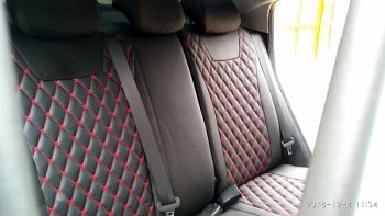 19 649 р. Чехлы для сидений Lord Autofashion Байрон (экокожа) Toyota Camry XV70 дорестайлинг (2017-2021) (Чёрный, вставка чёрная, строчка красная)  с доставкой в г. Кемерово. Увеличить фотографию 4
