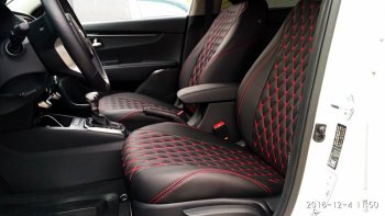 19 649 р. Чехлы для сидений Lord Autofashion Байрон (экокожа) Toyota Camry XV55 1-ый рестайлинг (2014-2017) (Чёрный, вставка чёрная, строчка красная)  с доставкой в г. Кемерово. Увеличить фотографию 6