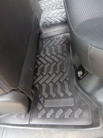 1 829 р. Коврики салона Aileron (с подпятником)  Toyota FJ-Cruiser (2006-2018)  с доставкой в г. Кемерово. Увеличить фотографию 3