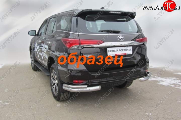 13 649 р. Уголки d76+d42 двойные  Toyota Fortuner  AN160 (2015-2020) дорестайлинг (Цвет: серебристый)  с доставкой в г. Кемерово