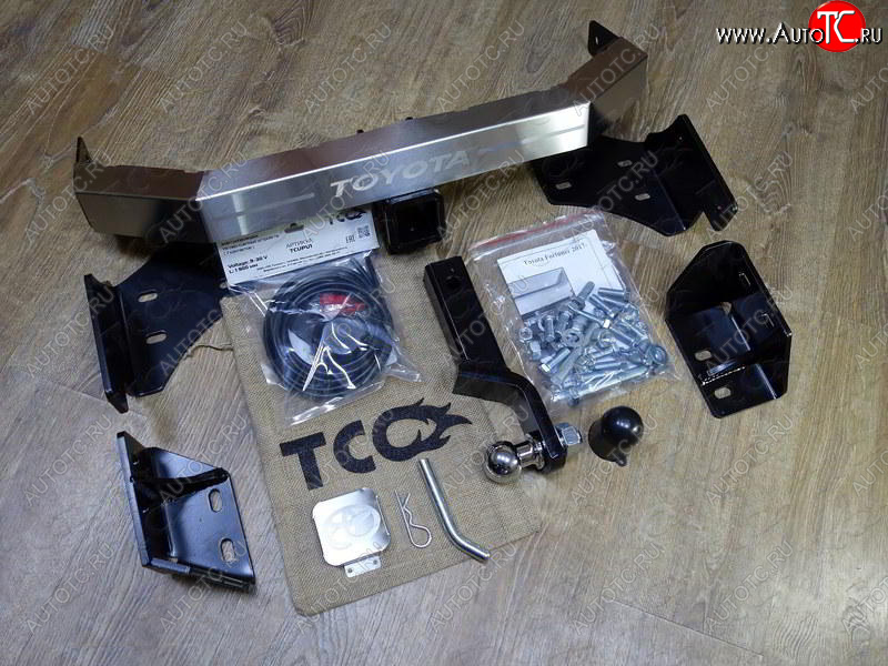 18 999 р. Фаркоп (тягово-сцепное устройство) TCC Тюнинг  Toyota Fortuner  AN160 (2015-2025) дорестайлинг, рестайлинг (оцинкованный, шар Е)  с доставкой в г. Кемерово