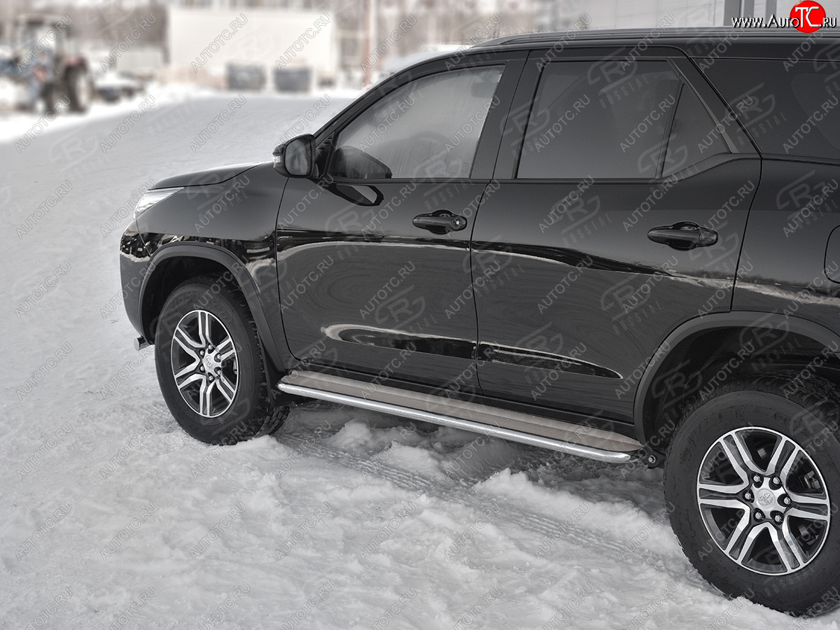35 549 р. Порожки для ног SLITKOFF (Ø42 мм)  Toyota Fortuner  AN160 (2020-2025) рестайлинг (Лист - нержавейка, профиль - нержавейка)  с доставкой в г. Кемерово