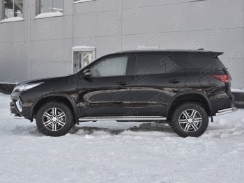 20 799 р. Защита порогов Russtal труба 120х60 овал с проступью Toyota Fortuner AN160 рестайлинг (2020-2025)  с доставкой в г. Кемерово. Увеличить фотографию 4