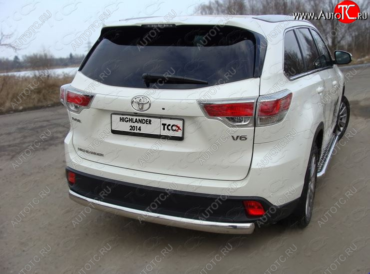23 899 р. Защита заднего бампера (овальная) ТСС (нержавейка d75х42 мм)  Toyota Highlander  XU50 (2013-2017) дорестайлинг  с доставкой в г. Кемерово