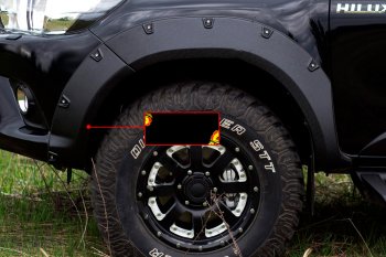 Расширитель арки RA (вылет 50 мм, передний левый) Toyota Hilux  AN120 (2016-2020) дорестайлинг (Поверхность шагрень)