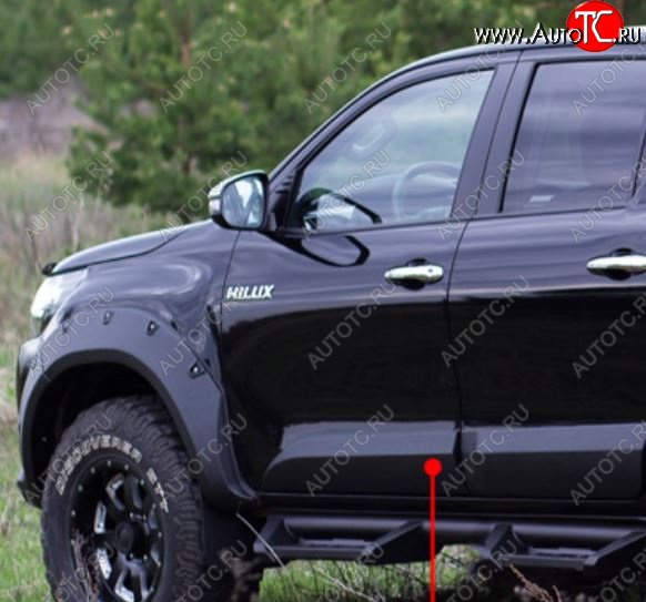 3 499 р. Молдинг двери RA (передний левый)  Toyota Hilux  AN120 (2016-2020) дорестайлинг (Поверхность шагрень)  с доставкой в г. Кемерово