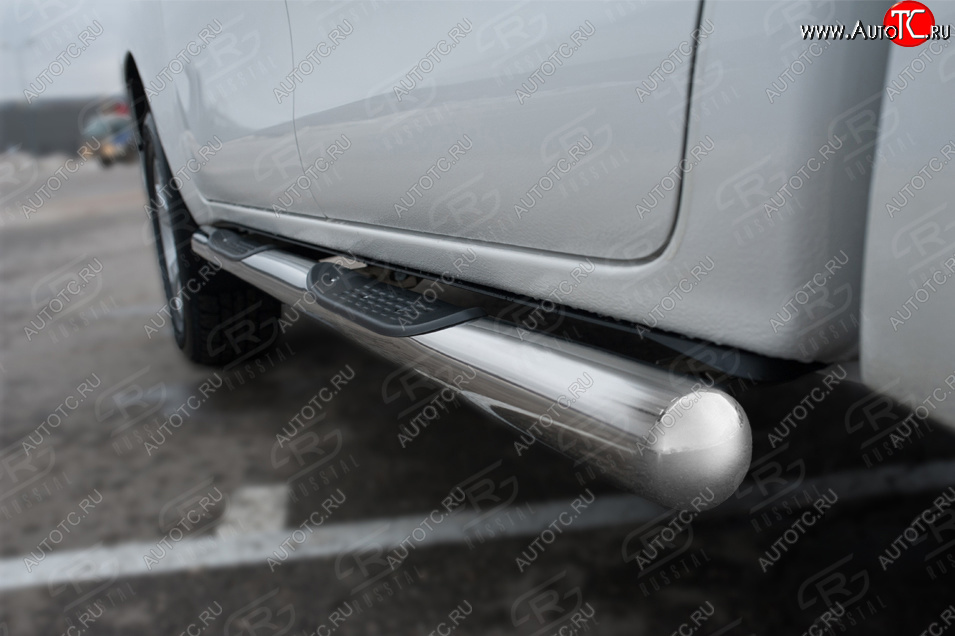 24 549 р. Защита порогов (Ø76 мм с накладками, BLACK ONYX) SLITKOFF  Toyota Hilux  AN120 (2020-2025) 2-ой рестайлинг (срез на торцах круглый 90°, полированная нержавейка)  с доставкой в г. Кемерово
