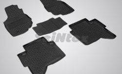 Износостойкие коврики в салон с высоким бортом SeiNtex (резина) Toyota Hilux  AN20,AN30 (2011-2016)  2-ой рестайлинг