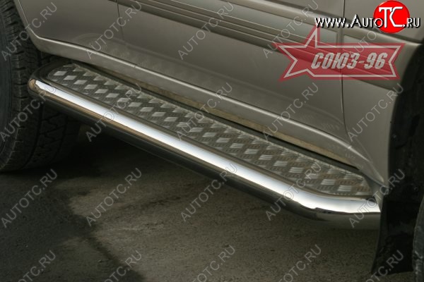 29 069 р. Защита порогов с листом Souz-96 (d76). Toyota Land Cruiser 100 дорестайлинг (1998-2002)  с доставкой в г. Кемерово