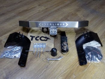 Фаркоп (тягово-сцепное устройство) TCC (надпись Excalibur) Toyota Land Cruiser  200 (2015-2021) 2-ой рестайлинг (Оцинкованный, шар E - нержавейка)