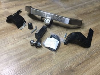 Фаркоп (тягово-сцепное устройство) TCC (TRD, надпись Land Cruiser) Toyota Land Cruiser  200 (2015-2021) 2-ой рестайлинг (Оцинкованный, шар E - оцинкованный)