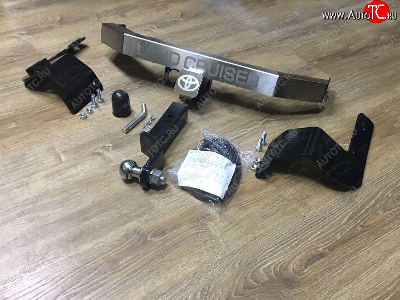 18 999 р. Фаркоп (тягово-сцепное устройство) TCC (TRD, надпись Land Cruiser)  Toyota Land Cruiser  200 (2015-2021) 2-ой рестайлинг (Оцинкованный, шар E - оцинкованный)  с доставкой в г. Кемерово