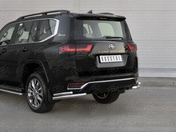 26 449 р. Защита заднего бампера (Ø63 и 42 мм, нержавейка, 70TH ANNIVERSARY) SLITKOFF  Toyota Land Cruiser  J300 (2021-2025) дорестайлинг  с доставкой в г. Кемерово. Увеличить фотографию 2