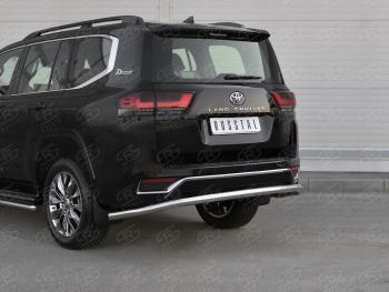 22 749 р. Защита заднего бампера (Ø63 мм, нержавейка, 70TH ANNIVERSARY) SLITKOFF  Toyota Land Cruiser  J300 (2021-2025) дорестайлинг  с доставкой в г. Кемерово. Увеличить фотографию 2