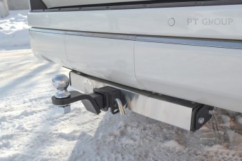 16 519 р. Фаркоп Petroil Tuning (съемный квадрат)  Toyota Land Cruiser  J300 (2021-2025) дорестайлинг (с нержавеющей накладкой)  с доставкой в г. Кемерово. Увеличить фотографию 2
