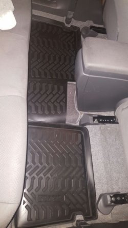 2 299 р. Коврики в салон Aileron 3D (правый руль)  Toyota Prius ( XW30,  Alfa лифтбек) (2009-2015) дорестайлинг, рестайлинг  с доставкой в г. Кемерово. Увеличить фотографию 6